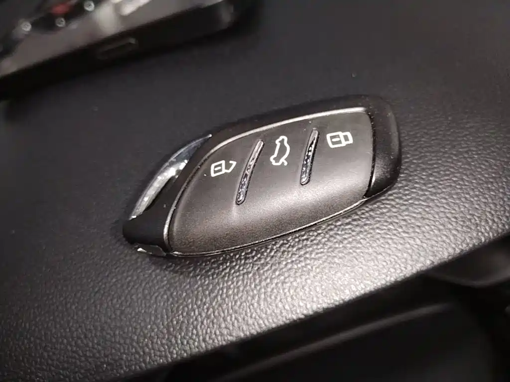 Roewe i5 — миниатюра 9