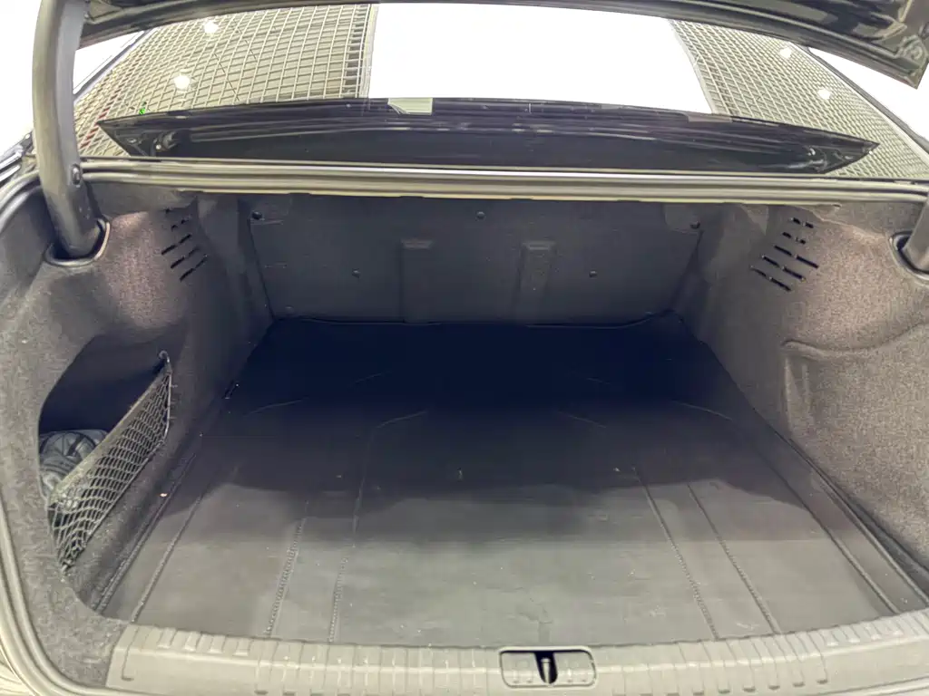 Audi A6L 2025 45 TFSI quattro