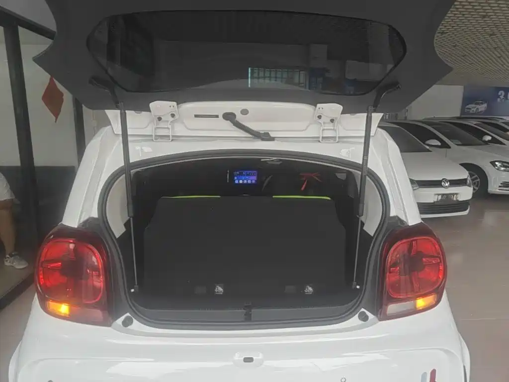 Roewe Clever — миниатюра 19
