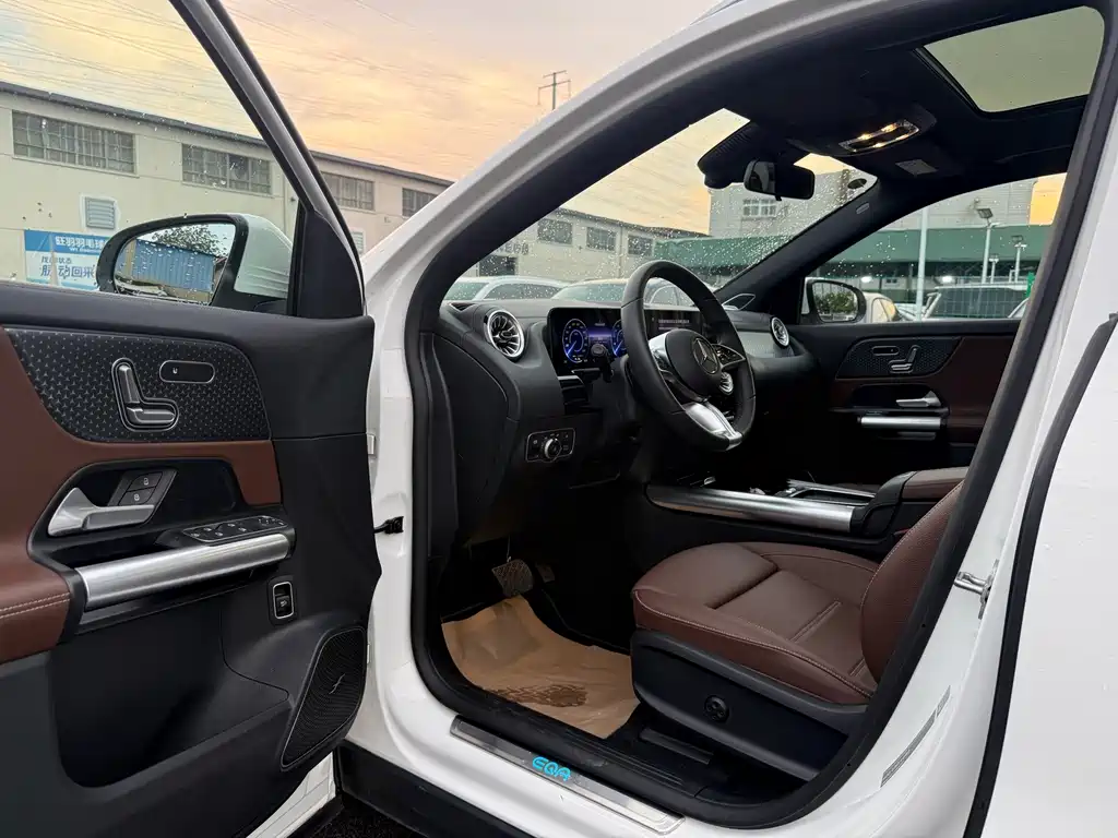 Mercedes-Benz EQA — миниатюра 10