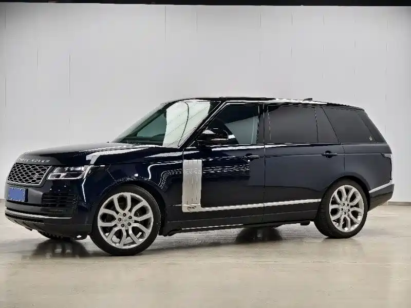 Land Rover Range Rover 2022 3.0 L6 400PS