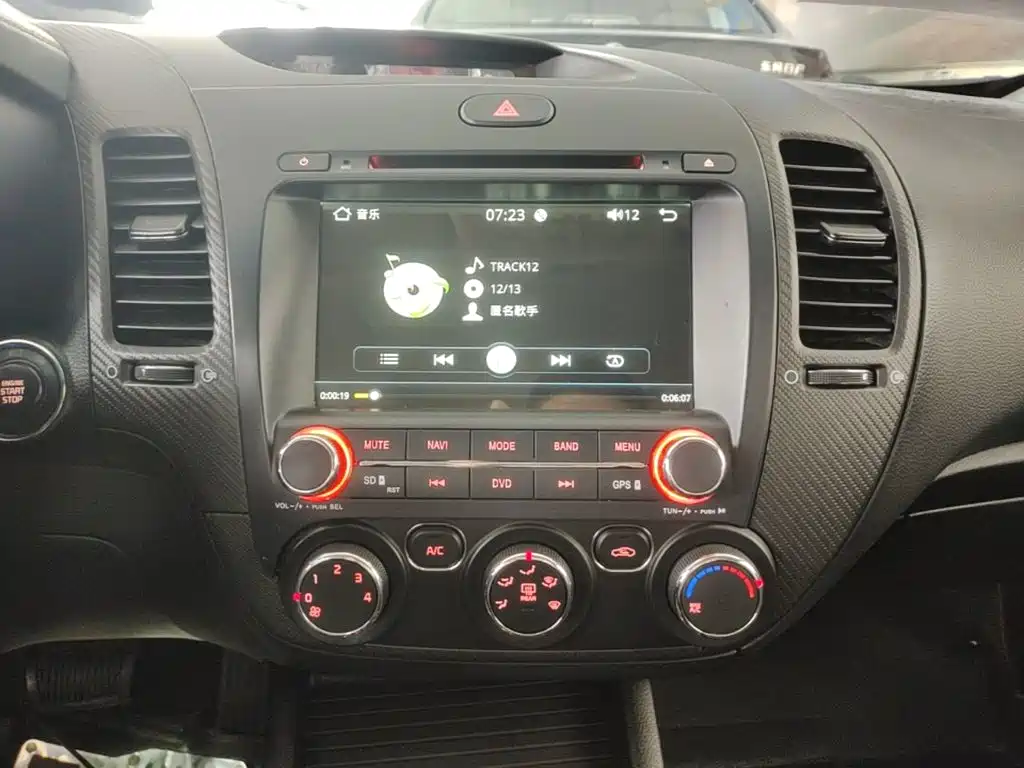 Kia K3 — миниатюра 13