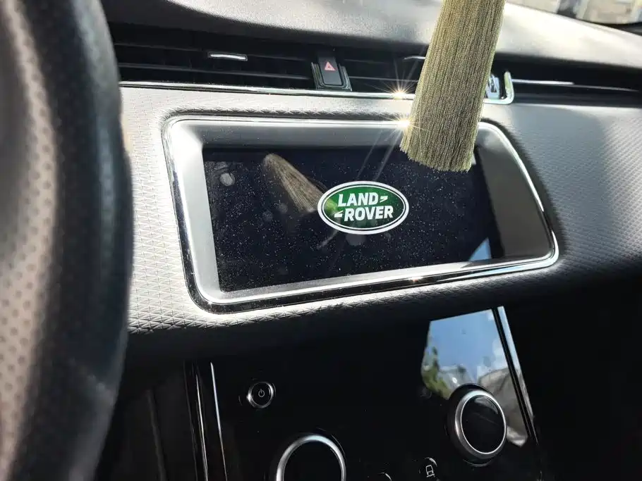 Land Rover Evoque — миниатюра 13