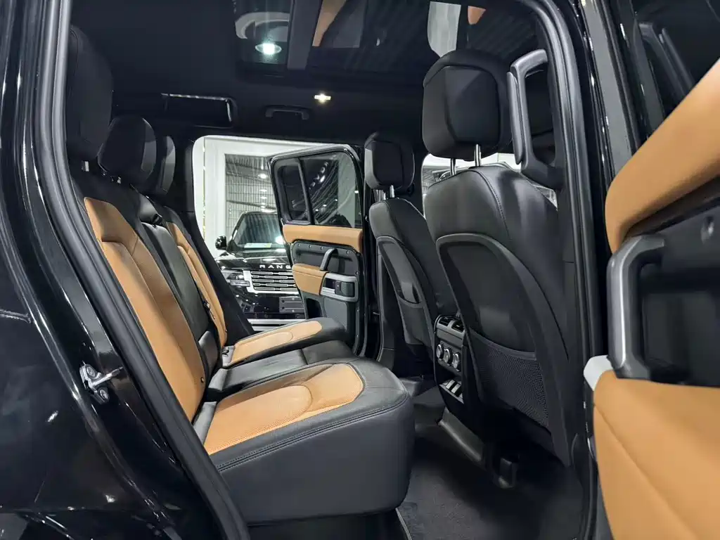 Land Rover Defender — миниатюра 5