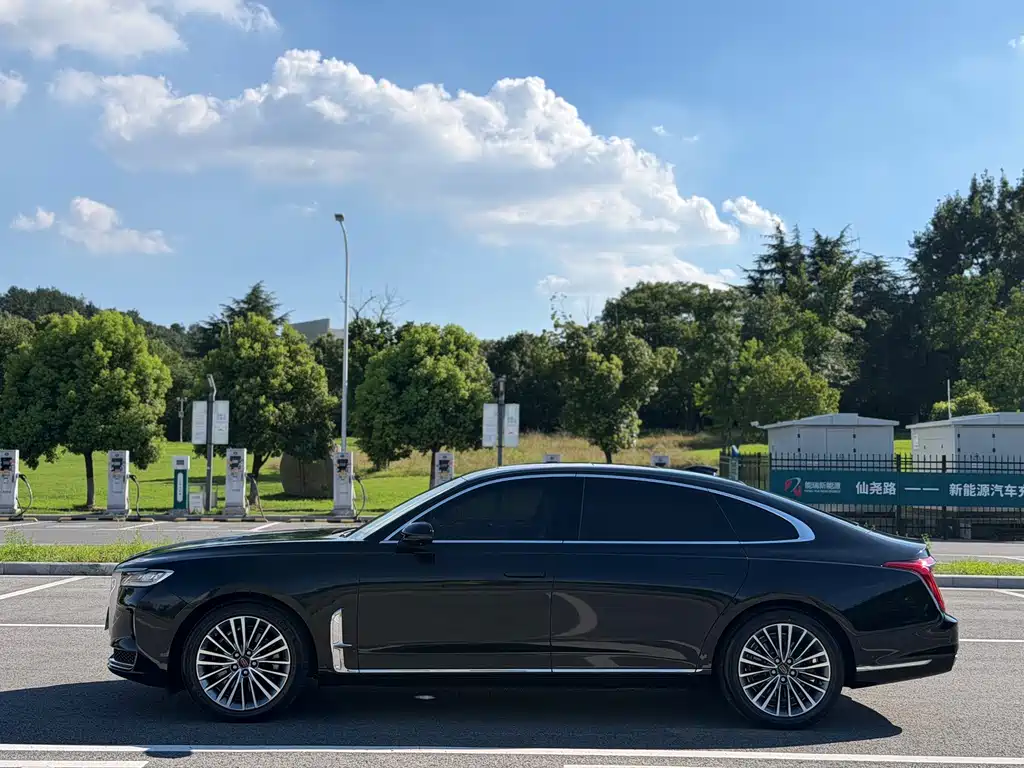 Hongqi Hongqi H9 — миниатюра 4