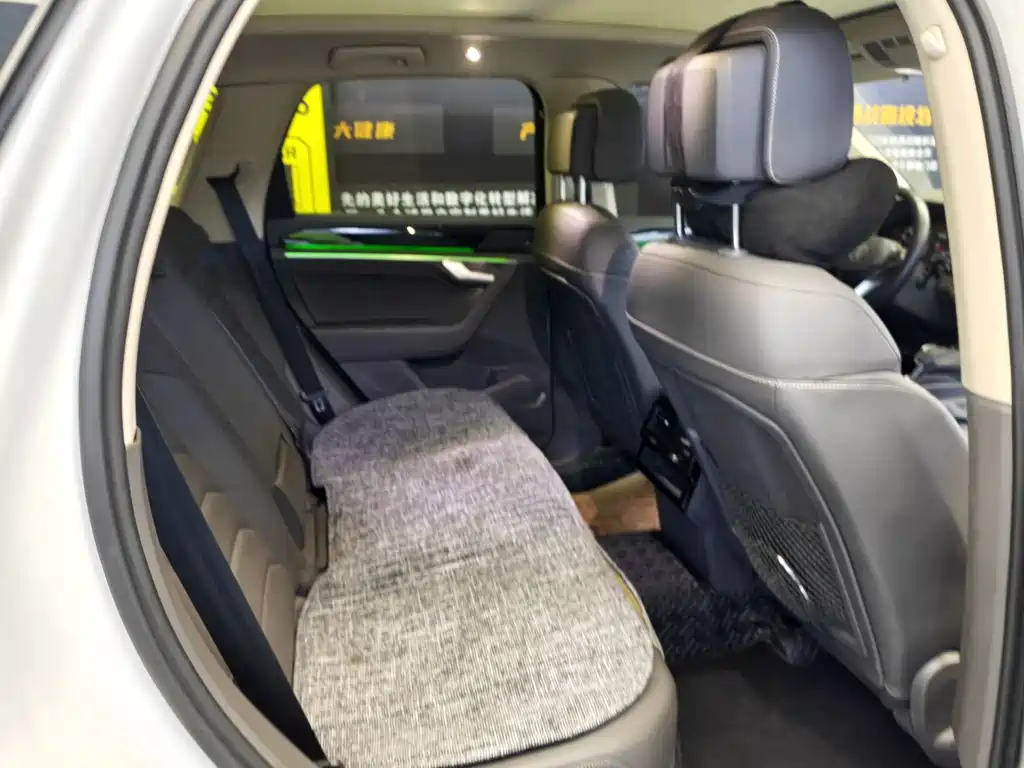 Volkswagen Touareg 2022 3.0TSI Sport