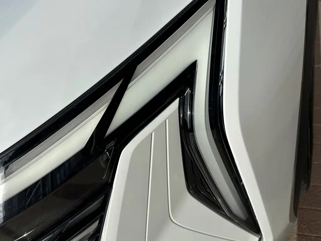 Geely Boyue L — миниатюра 5
