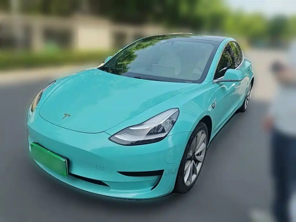 Tesla Model 3 2020