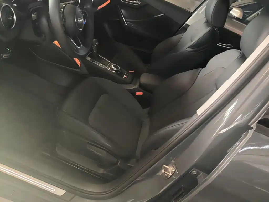Audi Q2L e-tron — миниатюра 15