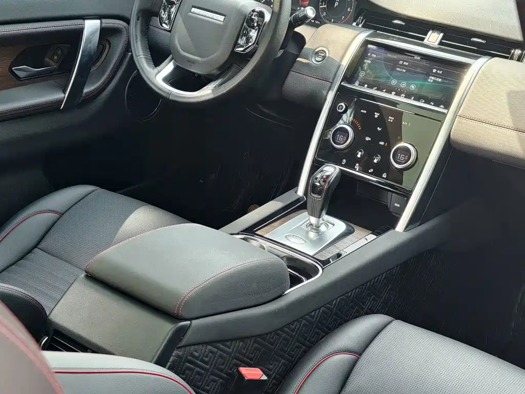 Land Rover Discovery Sport — миниатюра 10
