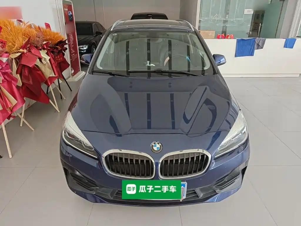 BMW 2 Series Active Tourer — миниатюра 3