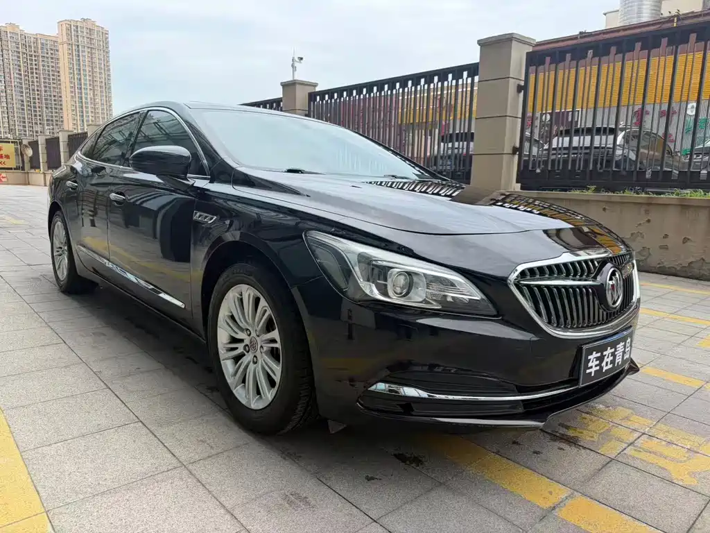 Buick LaCrosse — миниатюра 3