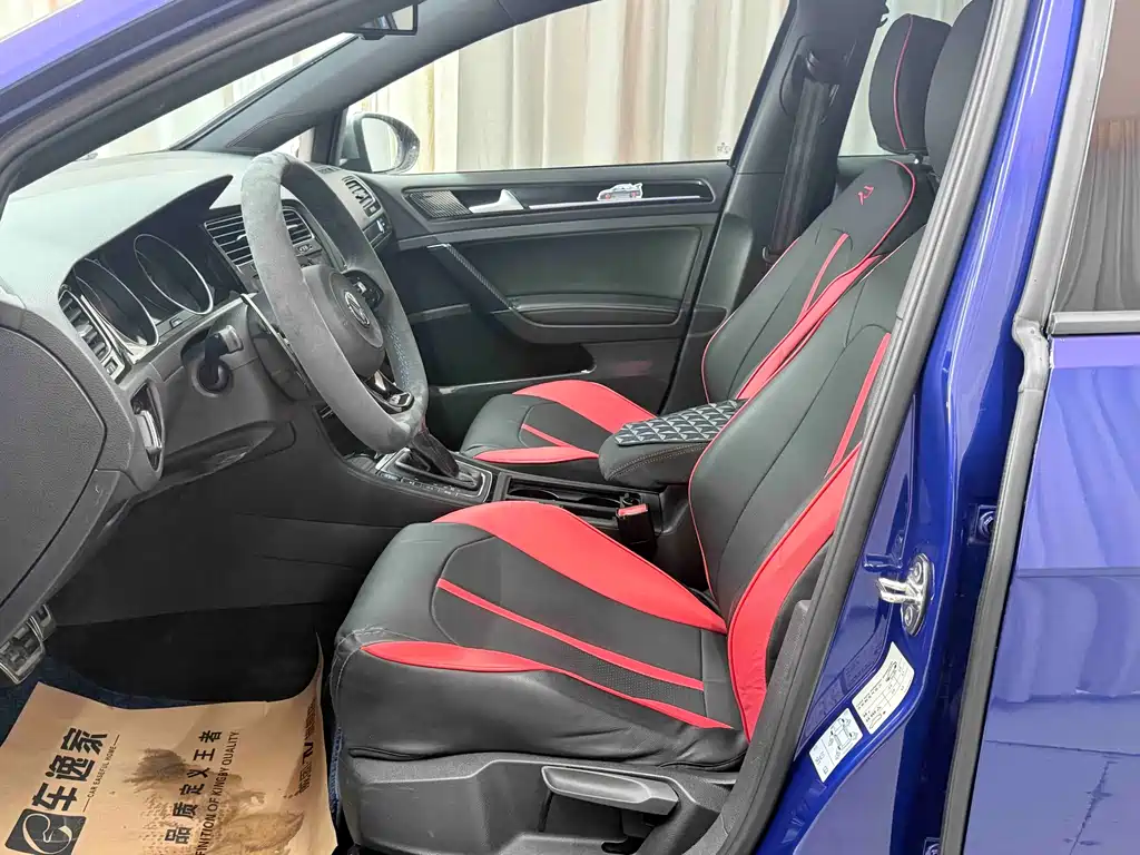 Volkswagen Golf 2015 2.0TSI R
