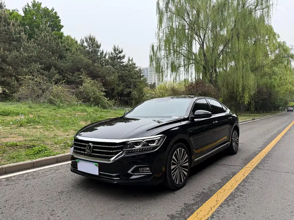 Volkswagen Passat 2021