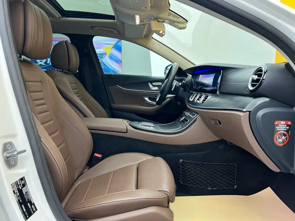 Mercedes-Benz E-Class — миниатюра 19