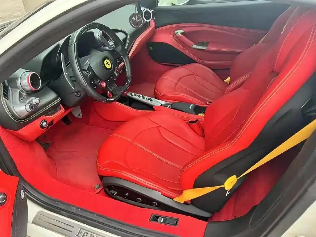 Ferrari F8 2019 Tributo 3.9T V8