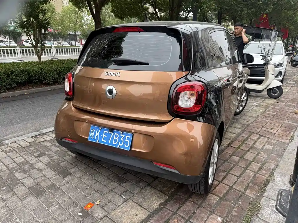 smart Smart Forfour — миниатюра 4