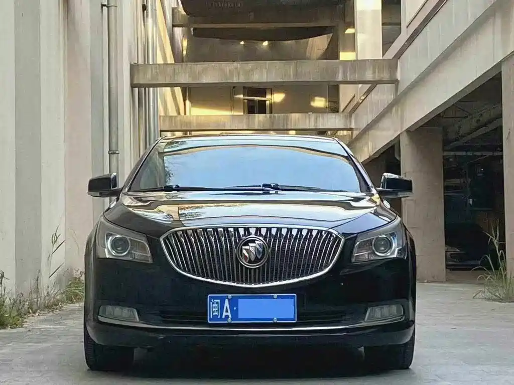 Buick LaCrosse — миниатюра 2