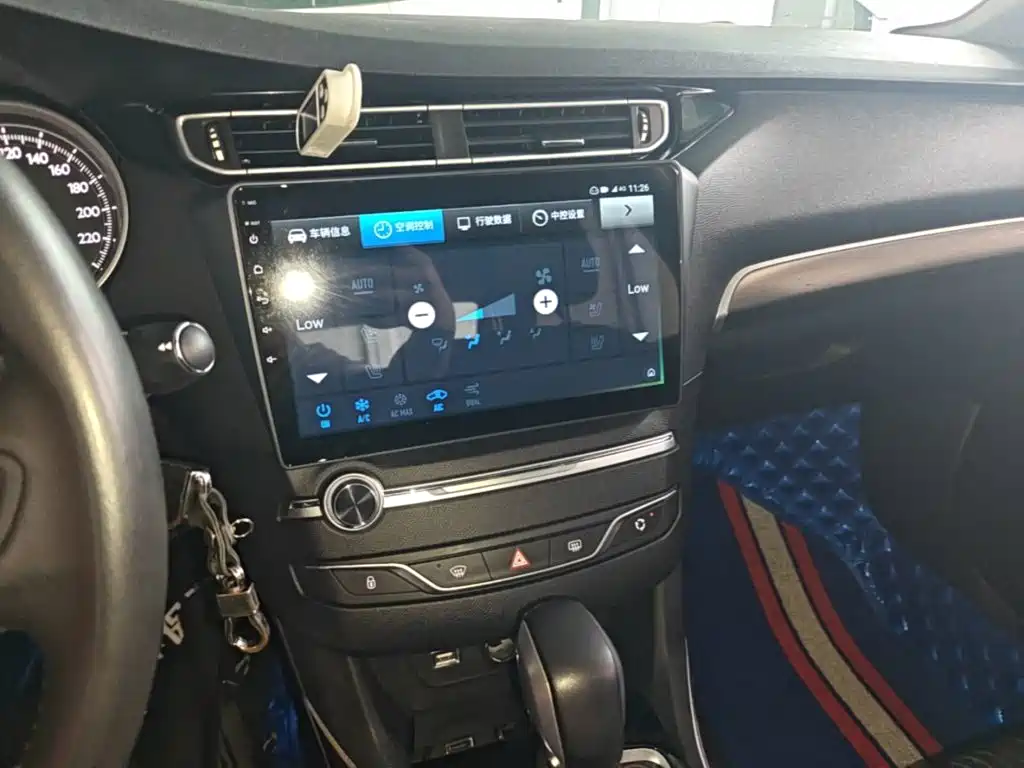 Peugeot 408 — миниатюра 13