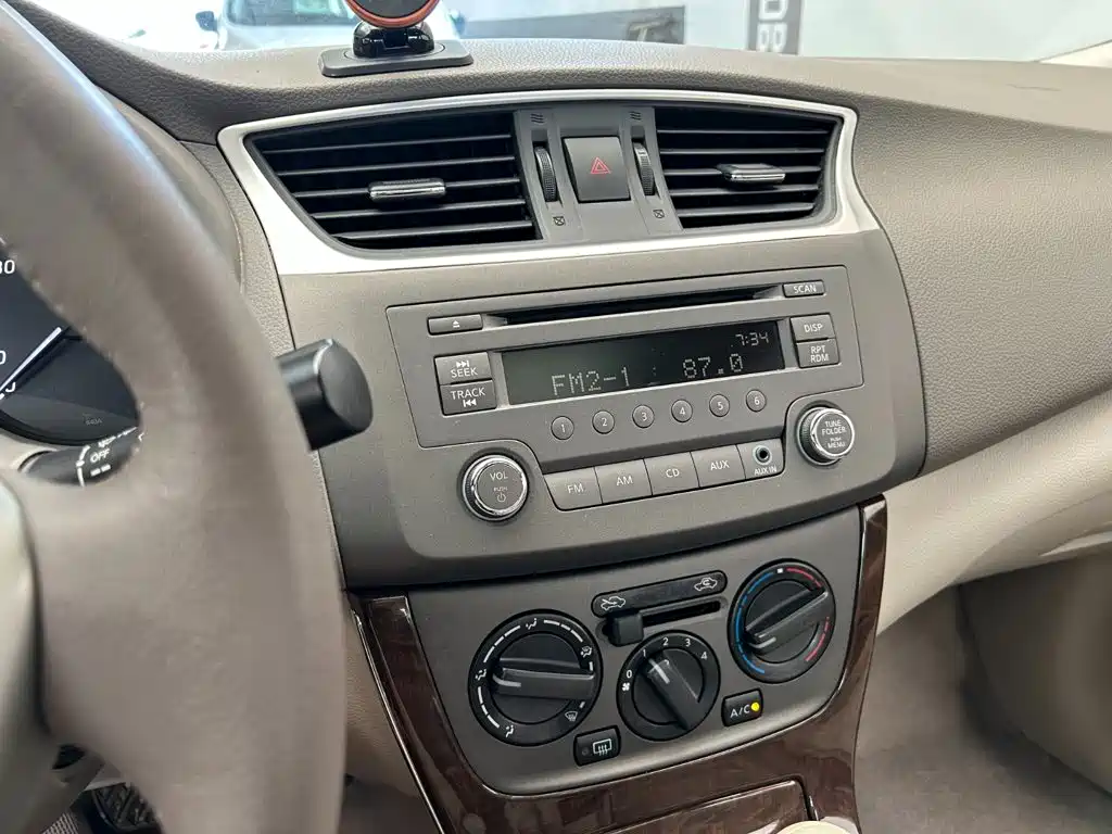 Nissan Sylphy — миниатюра 10