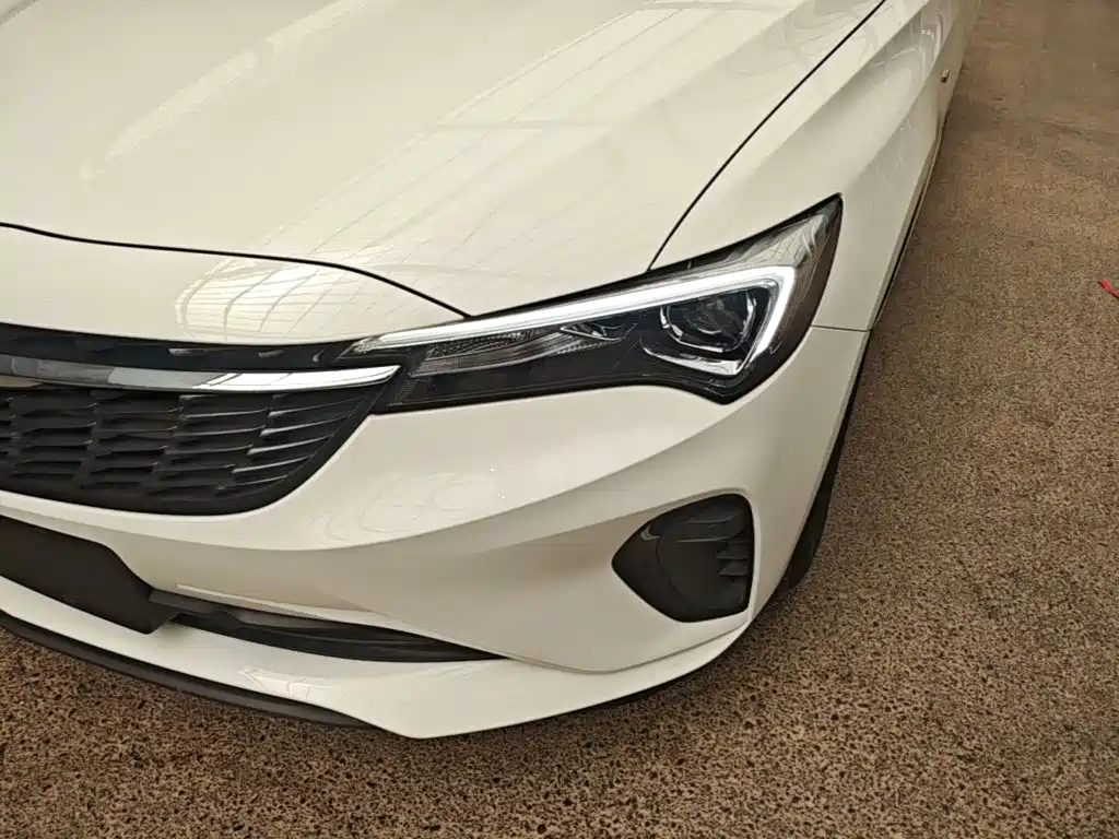 Buick Verano — миниатюра 24
