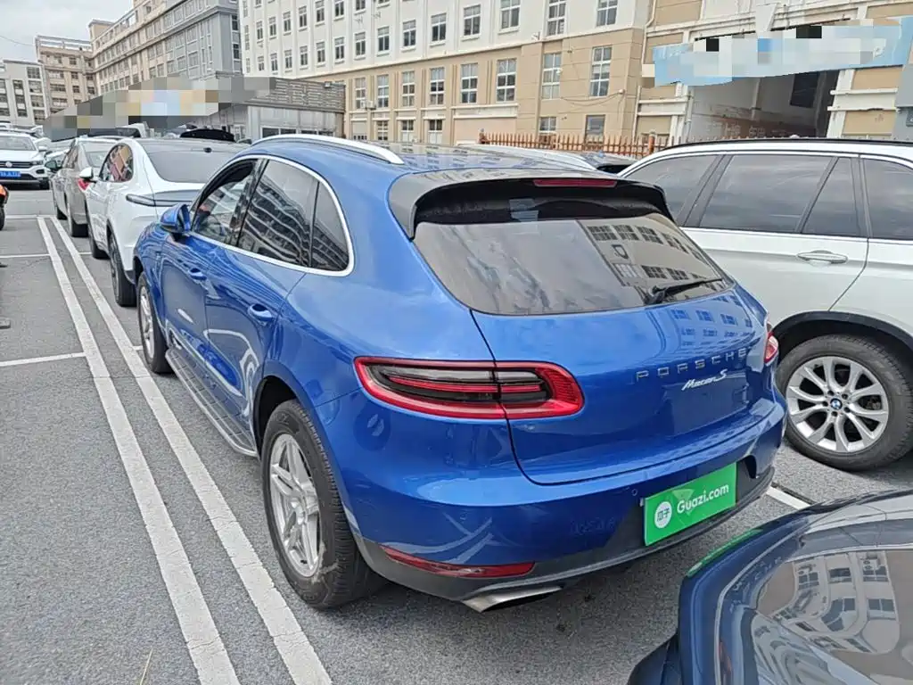 Porsche Macan — миниатюра 5