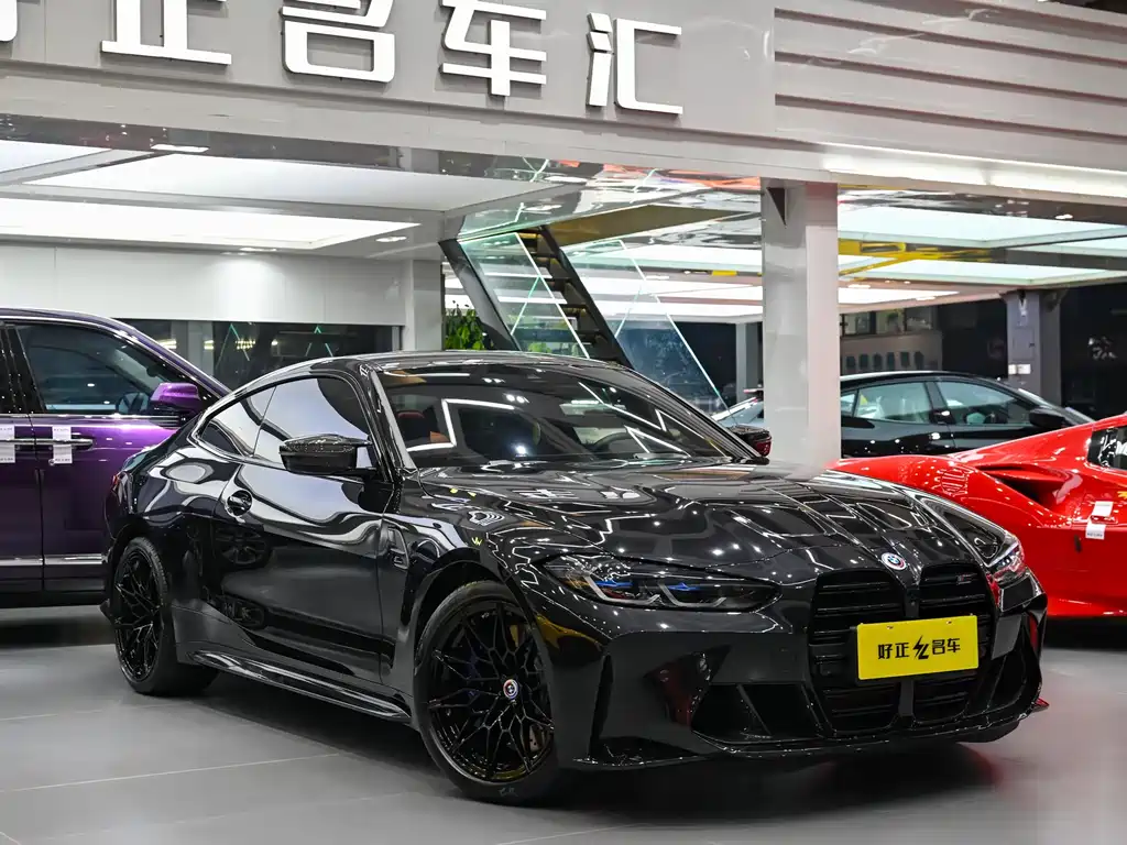 BMW M4 2022 M4