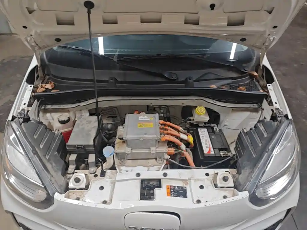 Roewe Clever — миниатюра 20
