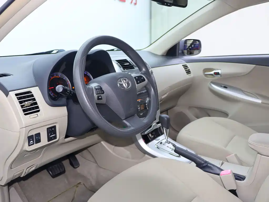 Toyota Corolla — миниатюра 6