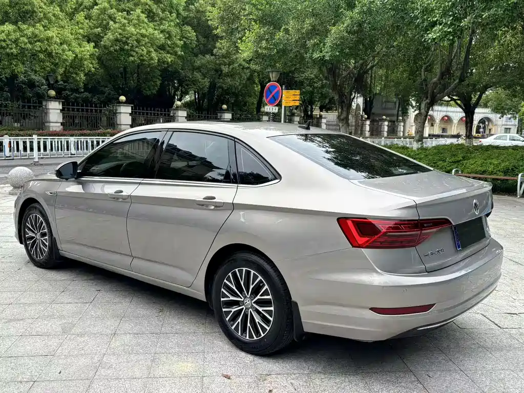 Volkswagen Sagitar — миниатюра 11