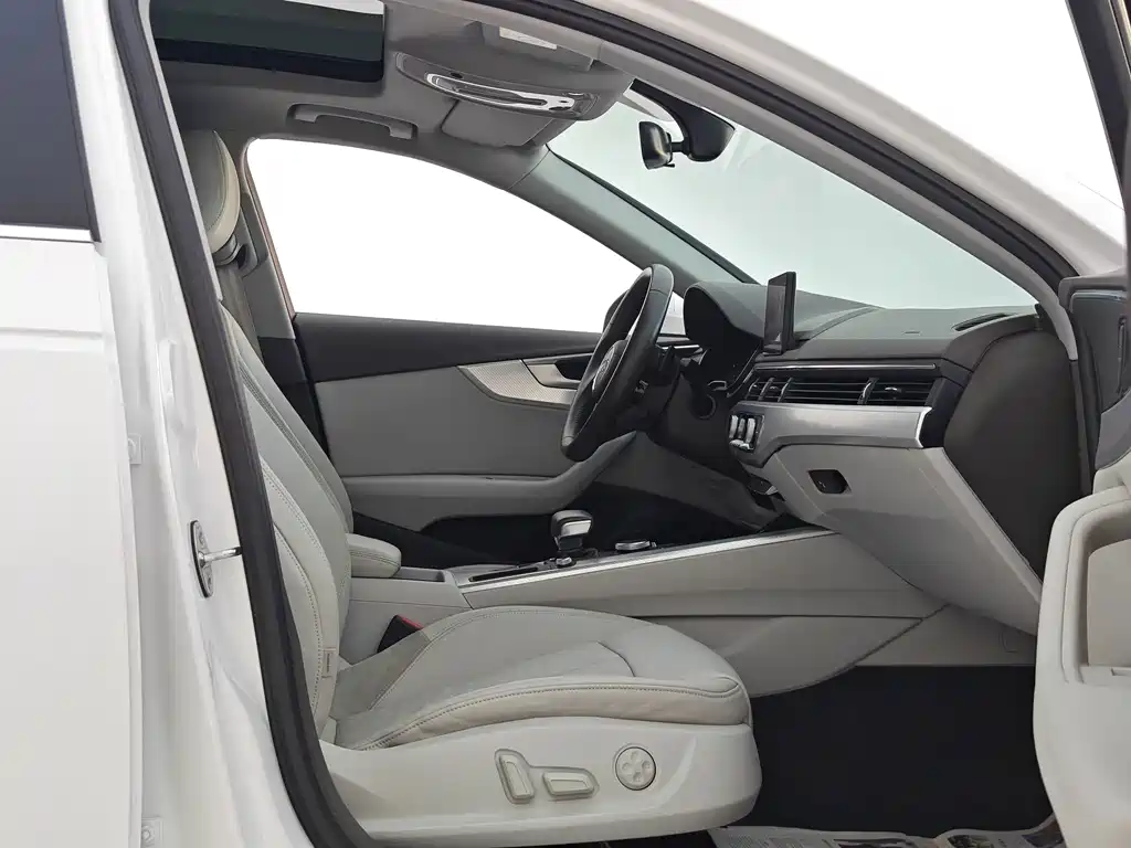 Audi A4L — миниатюра 22