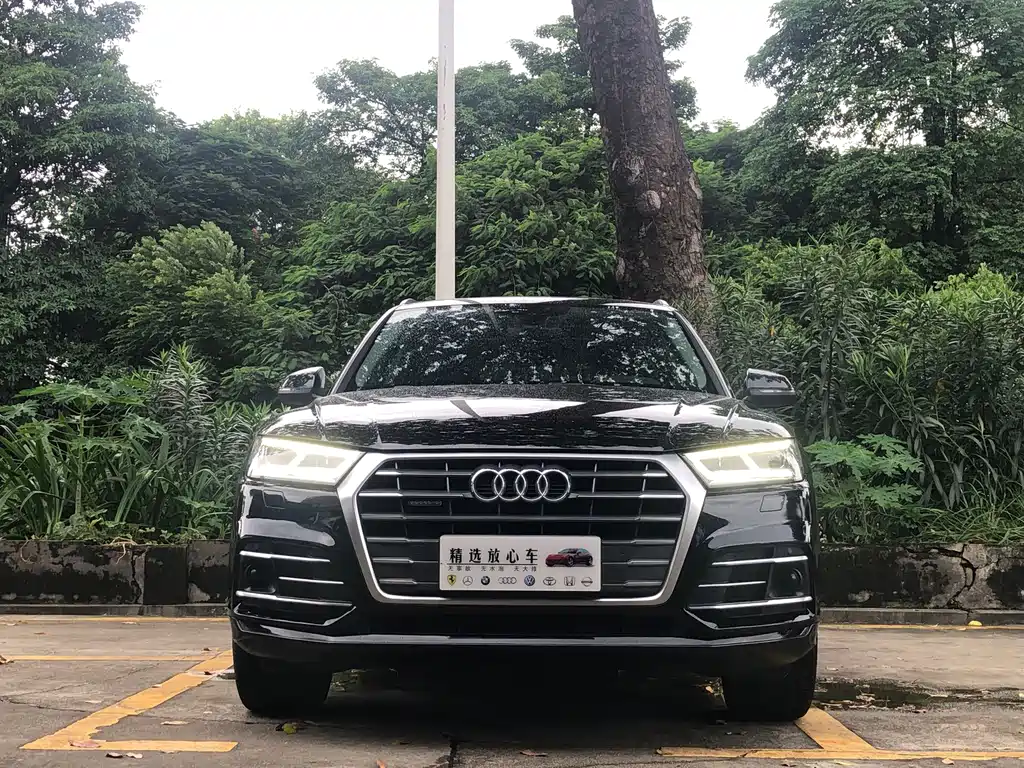 Audi Q5L — миниатюра 2