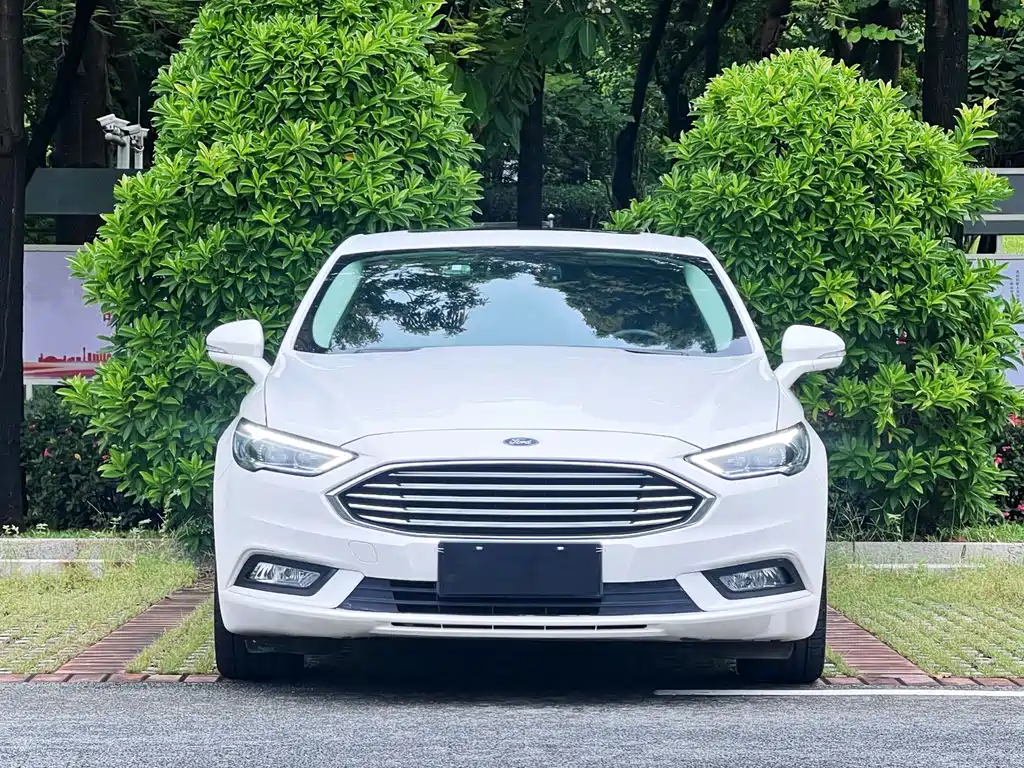 Ford Mondeo — миниатюра 2