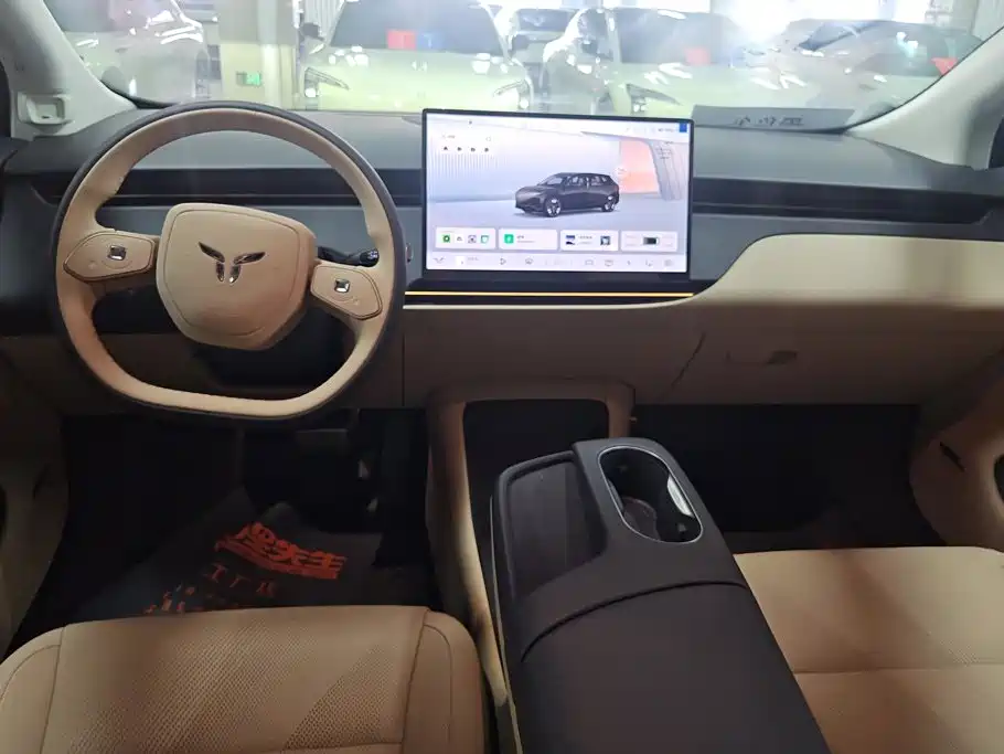 Hongqi Hongqi Tiangong 06 — миниатюра 12