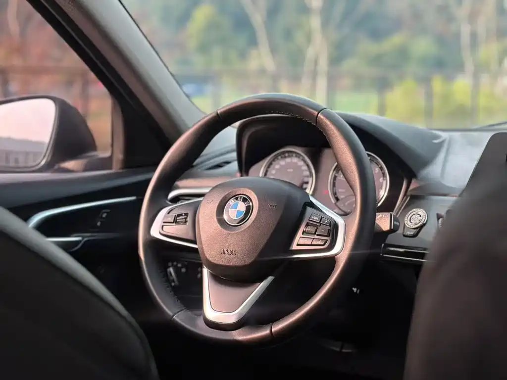BMW 1 Series — миниатюра 6