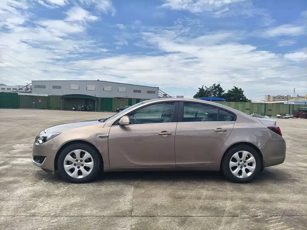 Buick Regal — миниатюра 7