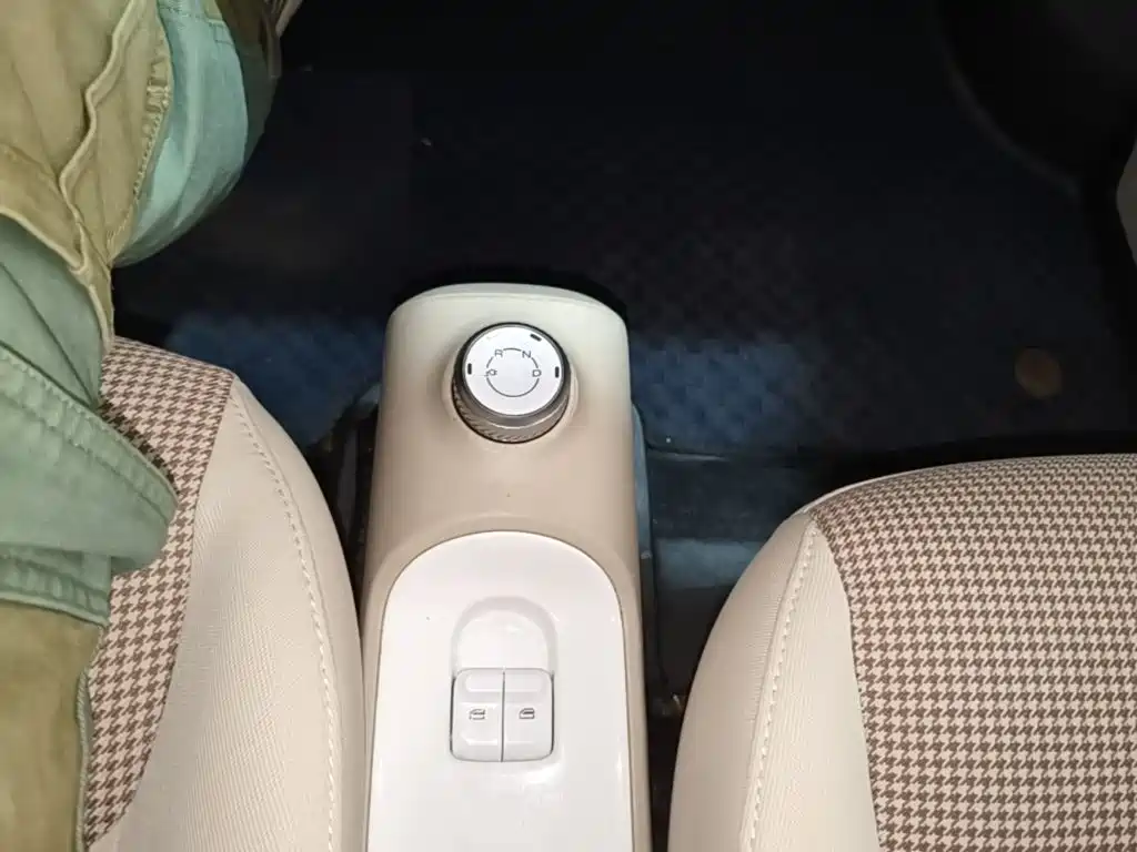 Wuling MINIEV — миниатюра 14