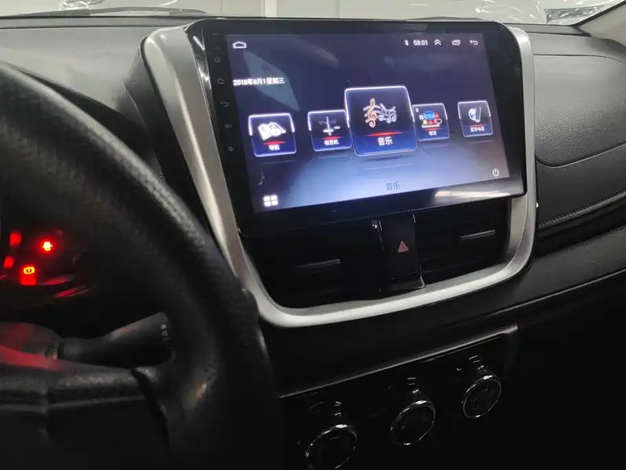 Toyota Yaris L — миниатюра 13