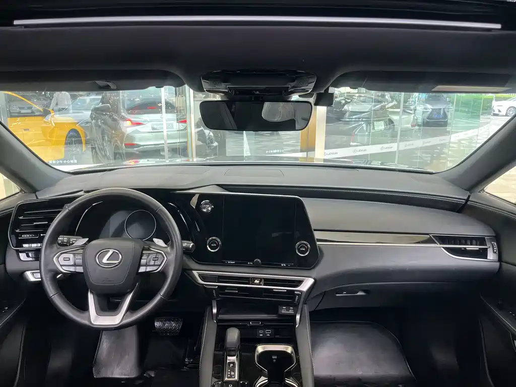 Lexus RX — миниатюра 3