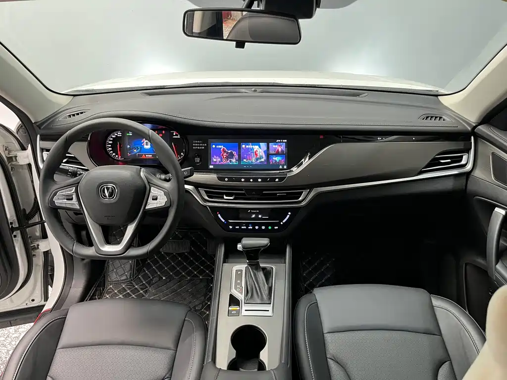 Changan CS35PLUS — миниатюра 10