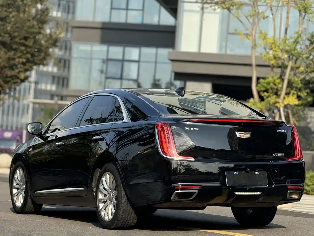 Cadillac XTS — миниатюра 9