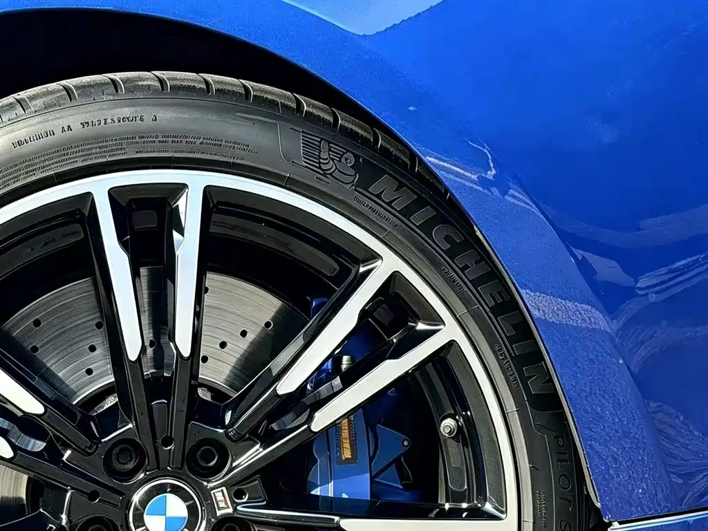BMW M5 — миниатюра 6