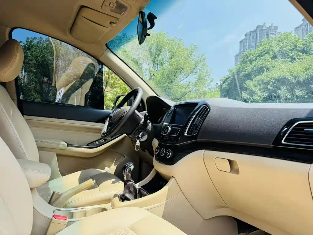 Baojun 730 — миниатюра 11