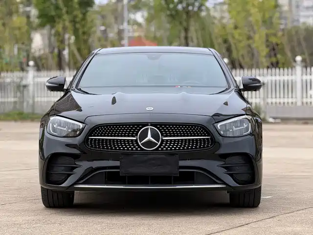 MERCEDES-BENZ  E CLASS