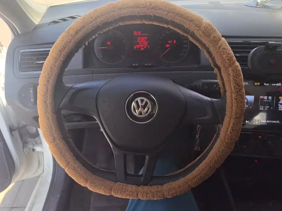 Volkswagen Santana — миниатюра 15