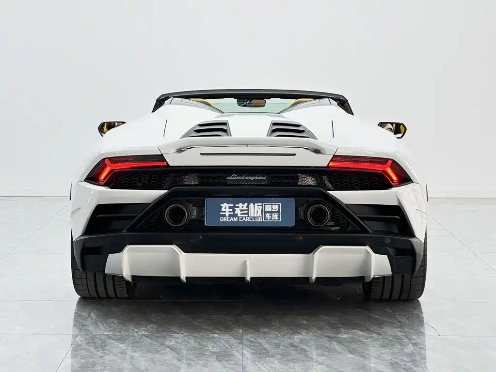 LAMBORGHINI HURACÁN