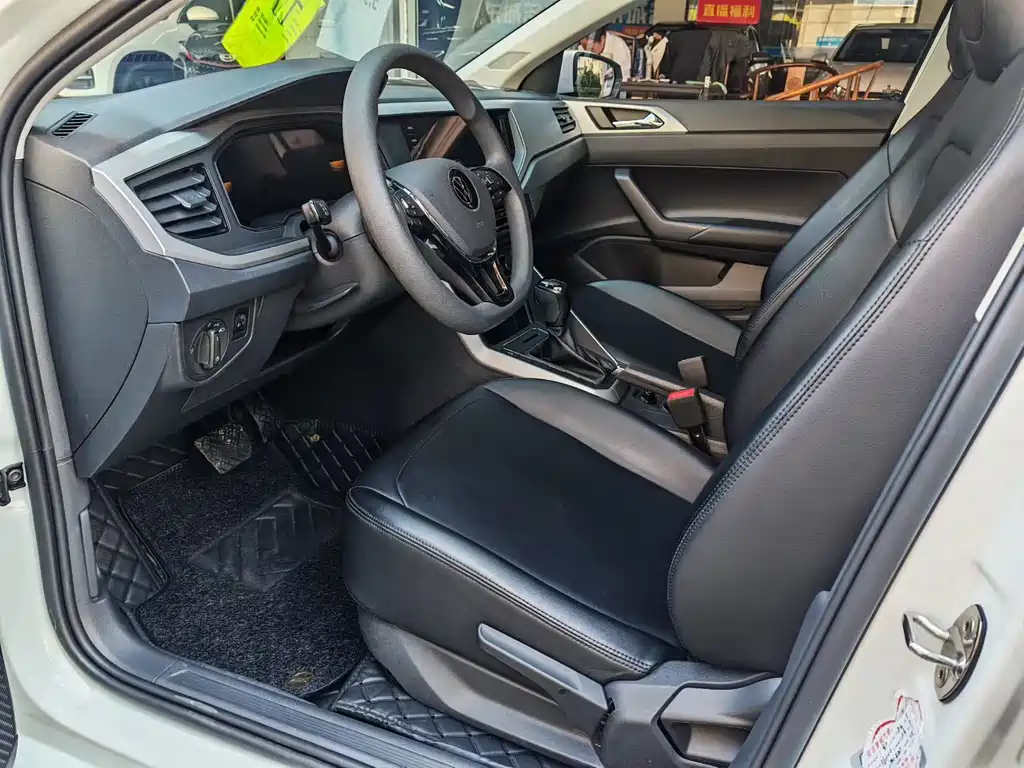 Volkswagen Polo — миниатюра 5