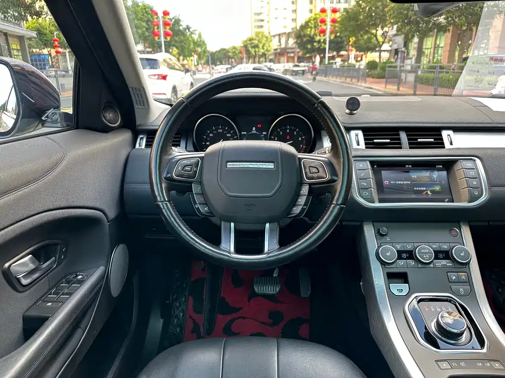 Land Rover Evoque — миниатюра 18