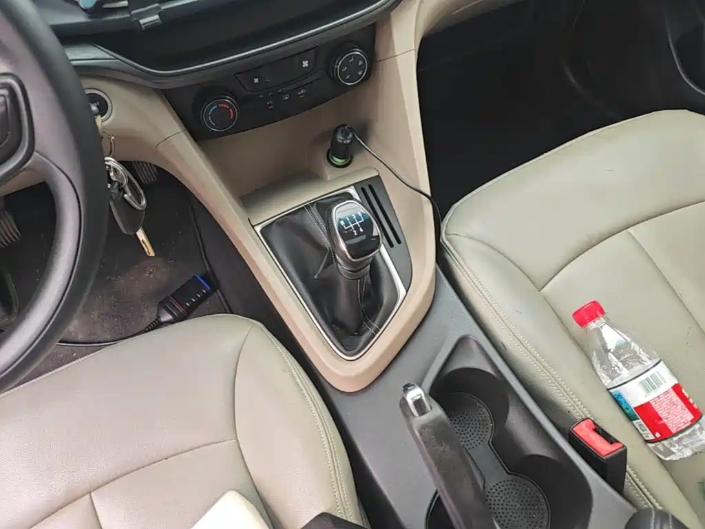 Buick Excelle — миниатюра 14
