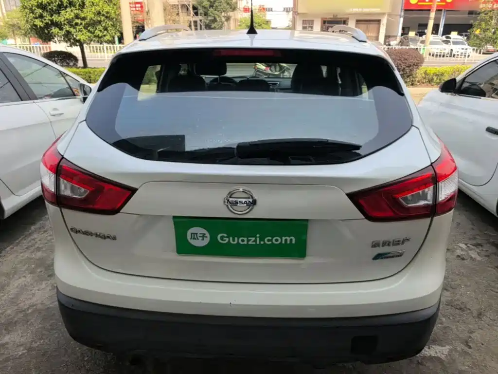 Nissan Qashqai — миниатюра 6
